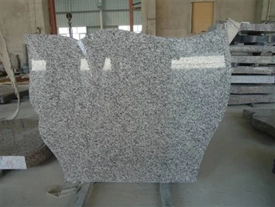 Pierre tombale G623